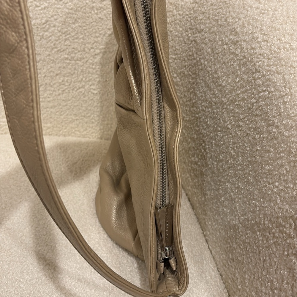 NWT Coccinelle handbag - Picture 9 of 10